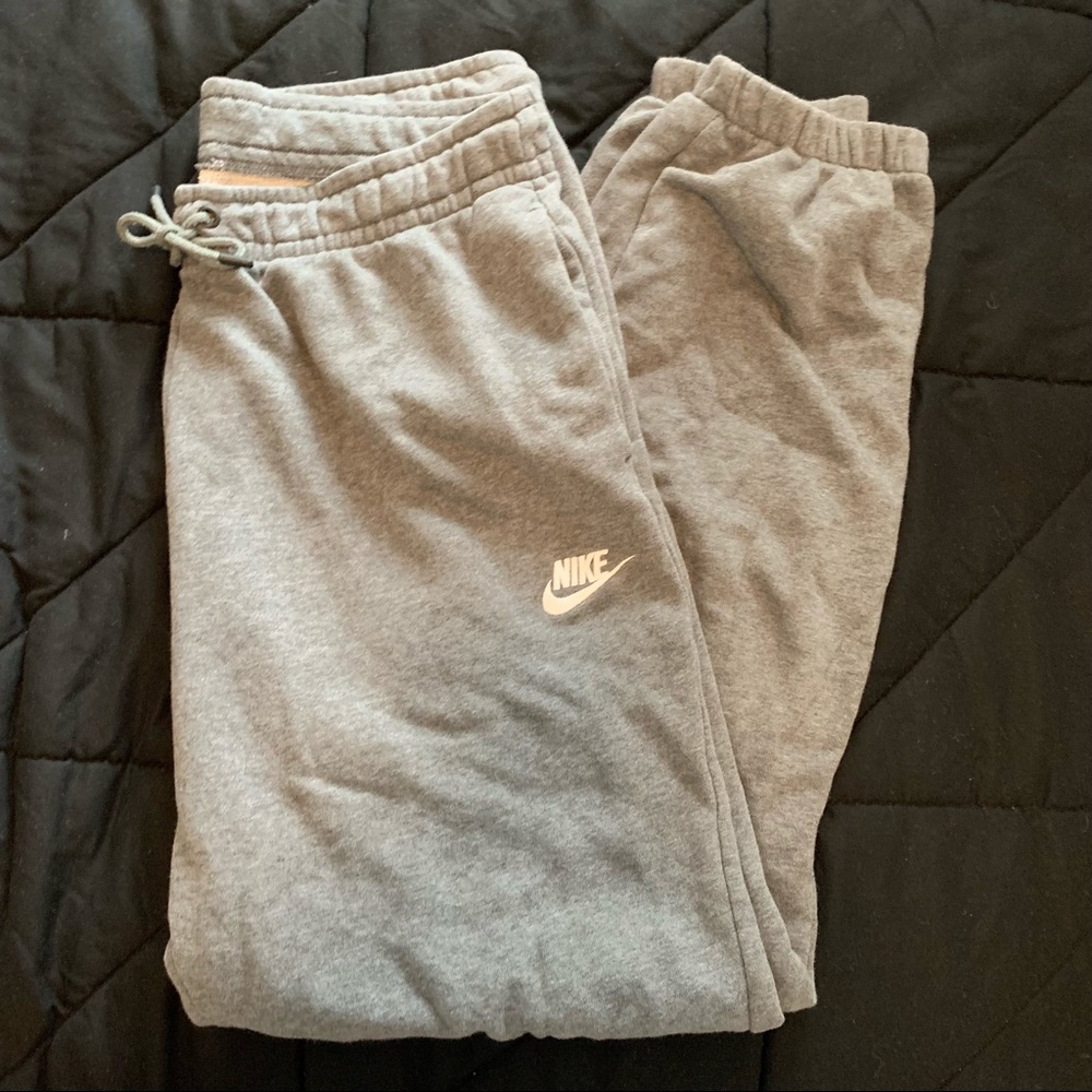 Nike gray sweatpants